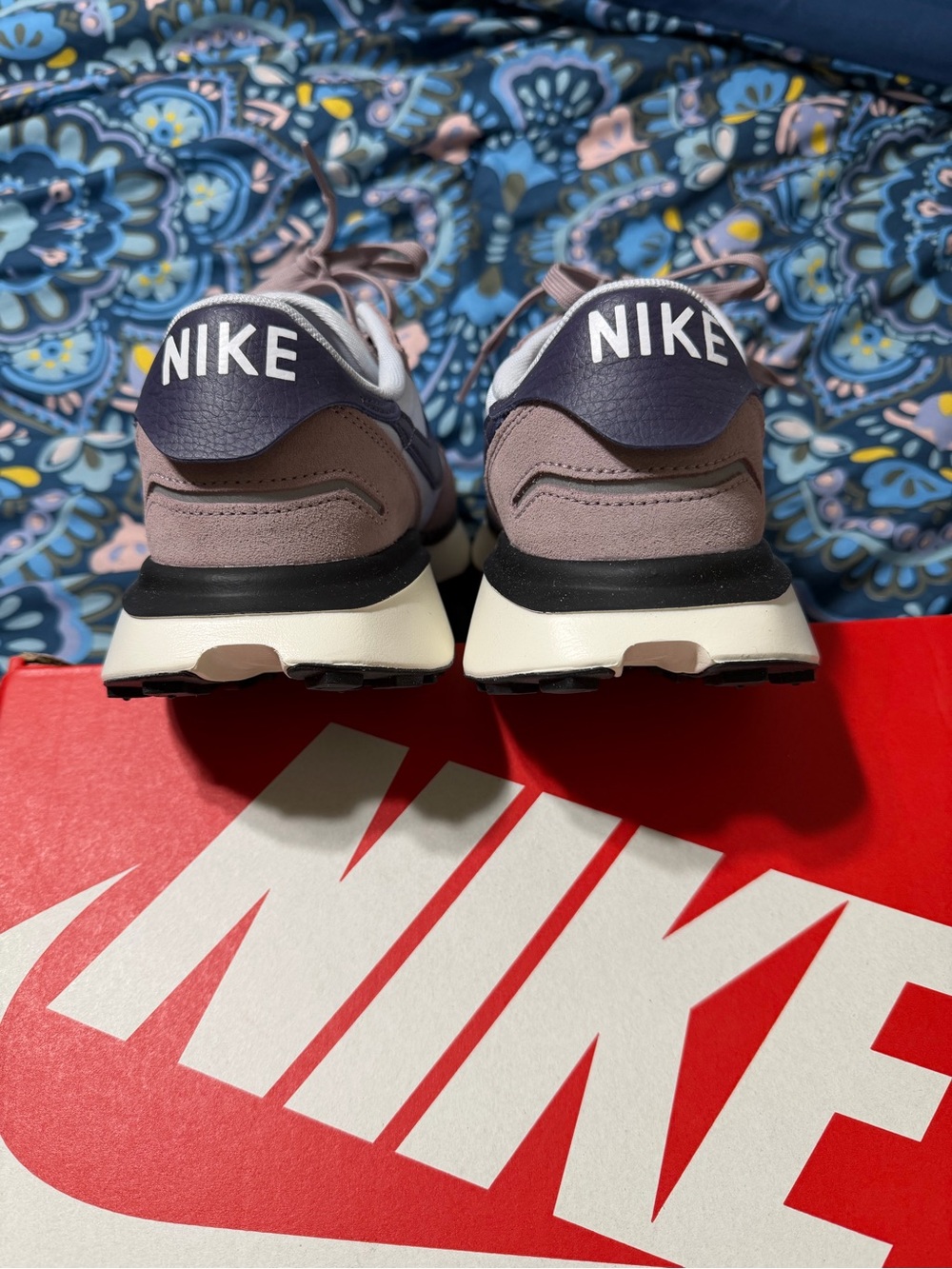 NWB Nike Phoenix Waffle Football Grey/ Dark Rasin - Picture 4 of 9
